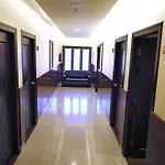 Taz Kamar Family Hotel